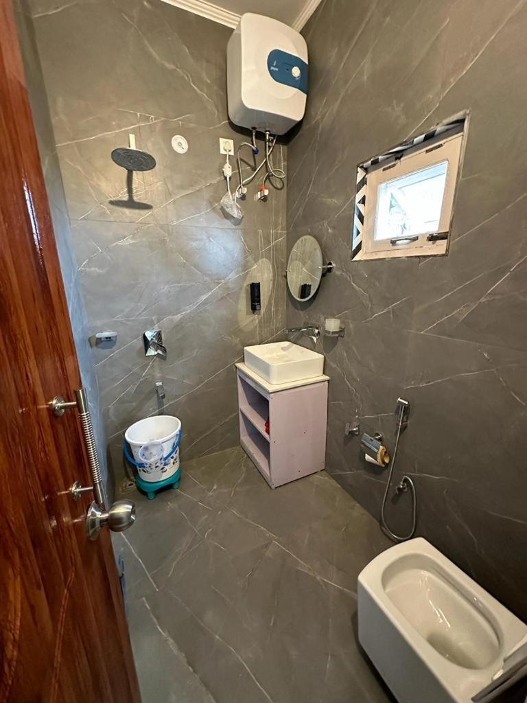 Hotel Goludev Valley View Nainital Εξωτερικό φωτογραφία
